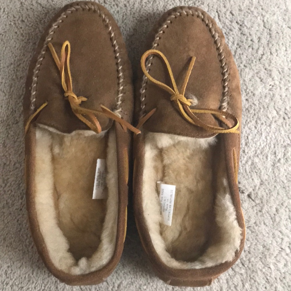 Women’s Minnetonka Slippers